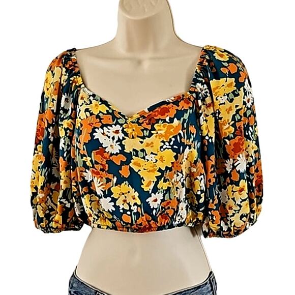 Sienna Sky Floral Puff Sleeve Crop Top - Size Small - Multicolor NWOT - Picture 3 of 5